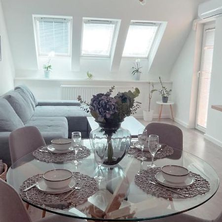 Gabica apartman Debrecen Esterno foto