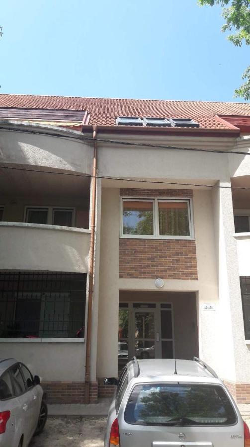 Gabica apartman Debrecen Esterno foto